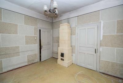 Casă cu 6 camere cu Canalizare în Central - 12