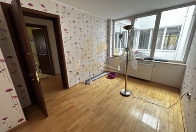 Casa insiruita 5 camere de inchiriat | Buna ziua | Garaj dublu - 16