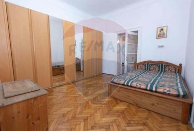 Casa / Vila cu 6 camere de vanzare in zona Centrala - 15