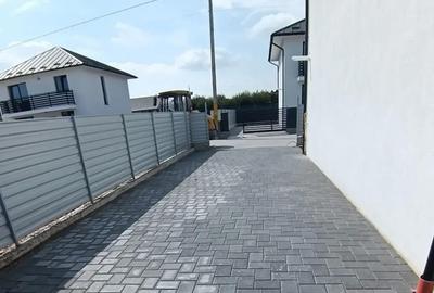 Casă cu 4 camere cu Teren 350 Mp în Șcheia - 5