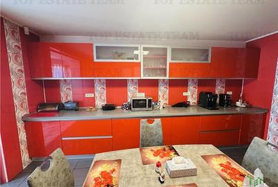 SUPER PROPRIETATE, vila 310 mp construiti, 1000 mp teren PADUREA ROSU - 15
