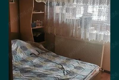 Apartament cu 2 camere decomandat în Orșova - 1