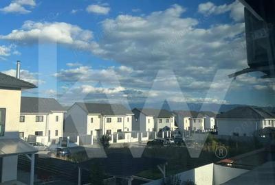 Casă cu Teren 60 Mp în Est - 12