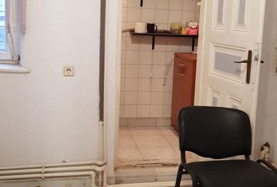 Casă cu 3 camere în Central - 3