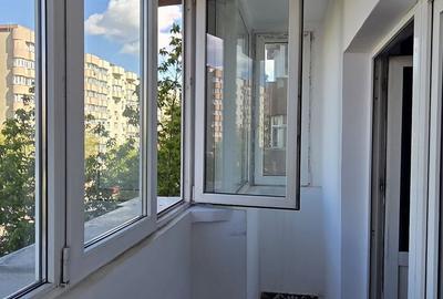 Apartament cu 2 camere decomandat în Vitan - 3