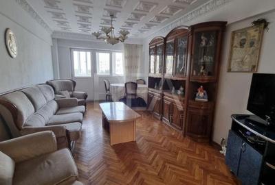 Apartament cu 4 camere decomandat, mobilat în Chișinau