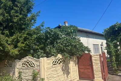 Casă individuală cu 5 camere cu Teren 2000 Mp în Potcoava - 1