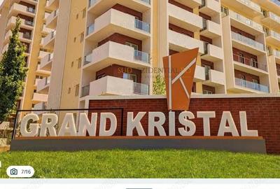 Apartament cu 2 camere decomandat în Apărătorii Patriei - 3
