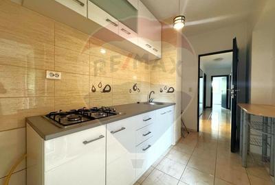 Apartament cu 3 camere de vanzare Drumul Taberei aproape de metrou - 5