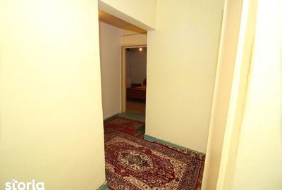 Apartament cu 2 camere decomandat în Energiei