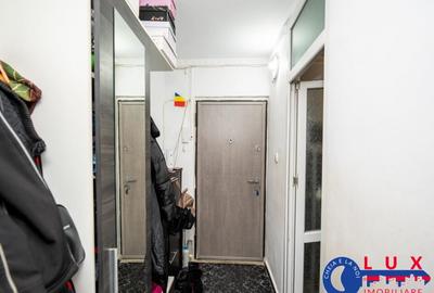 ID 2979 Apartament 2 camere * Cartier C5 - 6