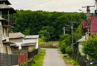 Casă cu 6 camere în Ocnița - 1