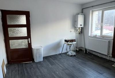 Apartament cu 3 camere semidecomandat în Central - 6