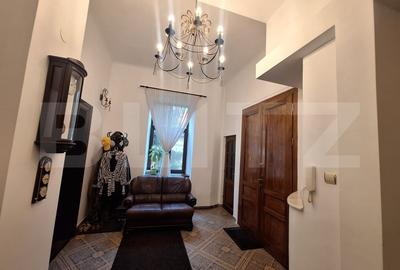 Apartament de vanzare, cu 4 camere, 125 mp, zona P-ta Romanilor