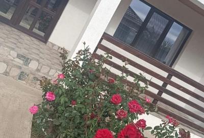 Apartament cu 4 camere decomandat în Sud