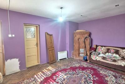 Casă cu 6 camere cu Teren 1341 Mp în Frumușani - 18