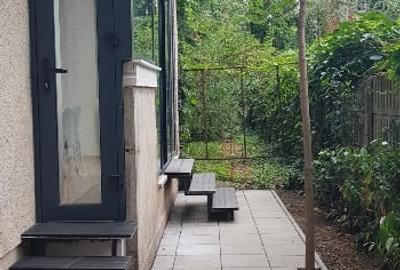 Proprietar ofer la inchiriere apartament de lux  renovat 2024 in cvartal Uruguay