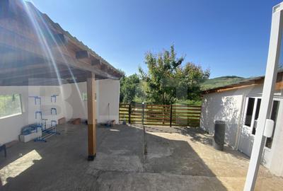 Casa familiala in suprafa?a de 196 mp in localitatea Po - 17