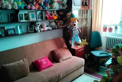 Casă individuală cu 3 camere cu Canalizare în Central - 1