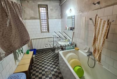 ●Casa ultracentral, pretabila activitate economica, Su=184mp, teren 442mp● - 10