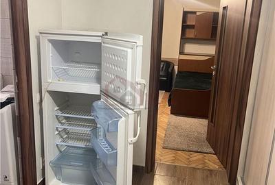 Garsonieră decomandată, mobilată în Tei - 7
