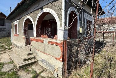 Casă cu 2 camere cu Teren 2400 Mp în Exterior Vest - 6