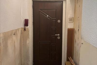 APARTAMENT DE VANZARE, 3 CAM,70 MP, ET 3 - 2