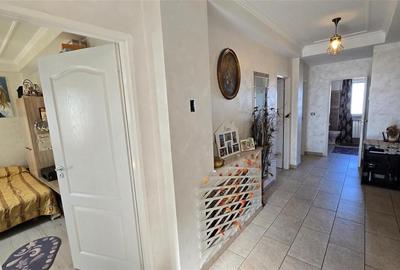 Casă individuală cu 7 camere cu Teren 2167 Mp în Rușii-Mănăstioara - 1