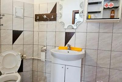 Casă cu 4 camere cu Teren 443 Mp în Dărmănești