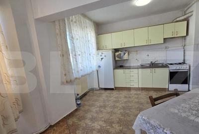 Apartament de vanzare, cu 3 camere, 95 mp, zona Micro 16 - 1