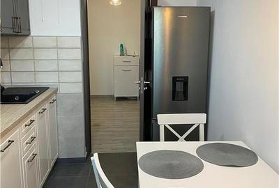 Apartament cu 3 camere decomandat în Independenței - 4