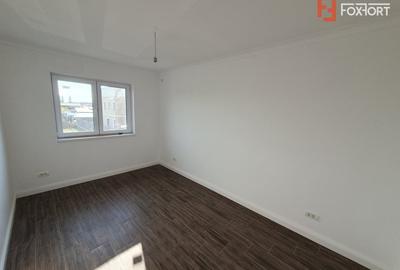 Duplex cu 3 camere cu Teren 283 Mp în Șag - 8