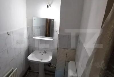 Garsonieră decomandată în Central - 1