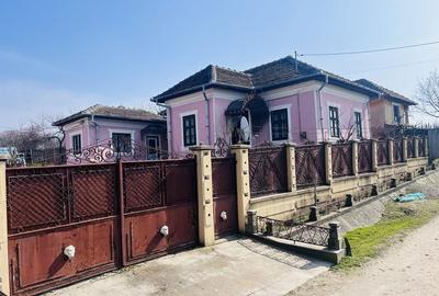 Casă cu 4 camere în Pătulele - 4