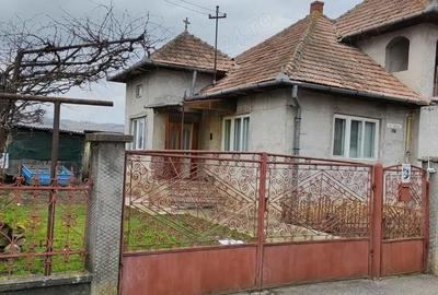 Casă cu 4 camere cu Teren 839 Mp în Central - 5