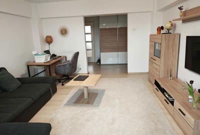 Apartament cu 3 camere decomandat în Băneasa - 4