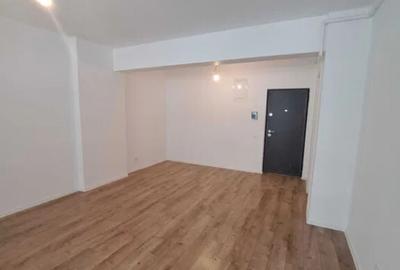 Garsoniera 34 mp plus balcon, parter TRACTORUL
