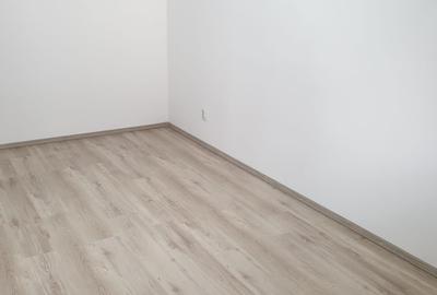 Apartament cu 2 camere decomandat în Berceni