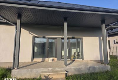 Casă cu 5 camere cu Teren 500 Mp în Snagov - 3