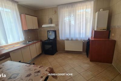 Casă cu 4 camere în Central - 9