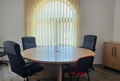 Apartment in Grey Condition for sale beside Piata Victoria - 5