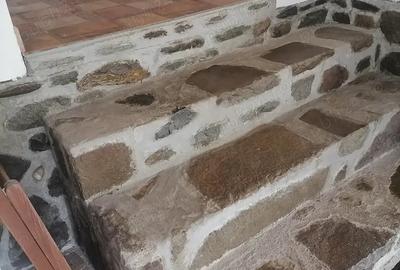Casă cu 6 camere cu Teren 1056 Mp în Central - 9