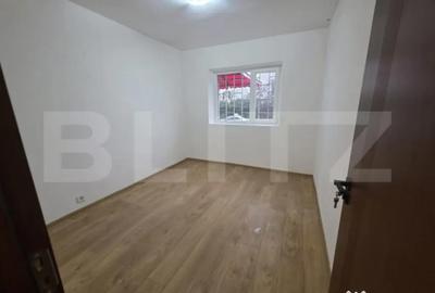 Spațiu comercial, de 70 mp, în Micro 11 - 8