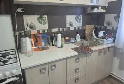 Apartament cu 2 camere semidecomandat, mobilat în Micro 5 - 2