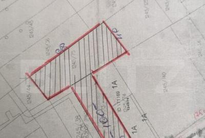 Teren de 5700 mp, în Central