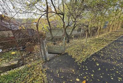 Casă cu Teren 900 Mp în Central - 2