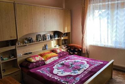 Casă cu 3 camere cu Teren 1439 Mp în Central - 3