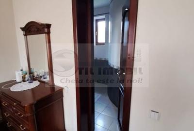 Casa/Vila de Inchiriat COPOU - 3000 euro - 16