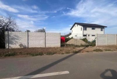 Teren de 800 mp, în Cârcea - 1