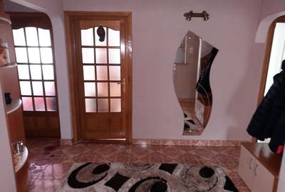 Apartament cu 4 camere decomandat în Turda - 2